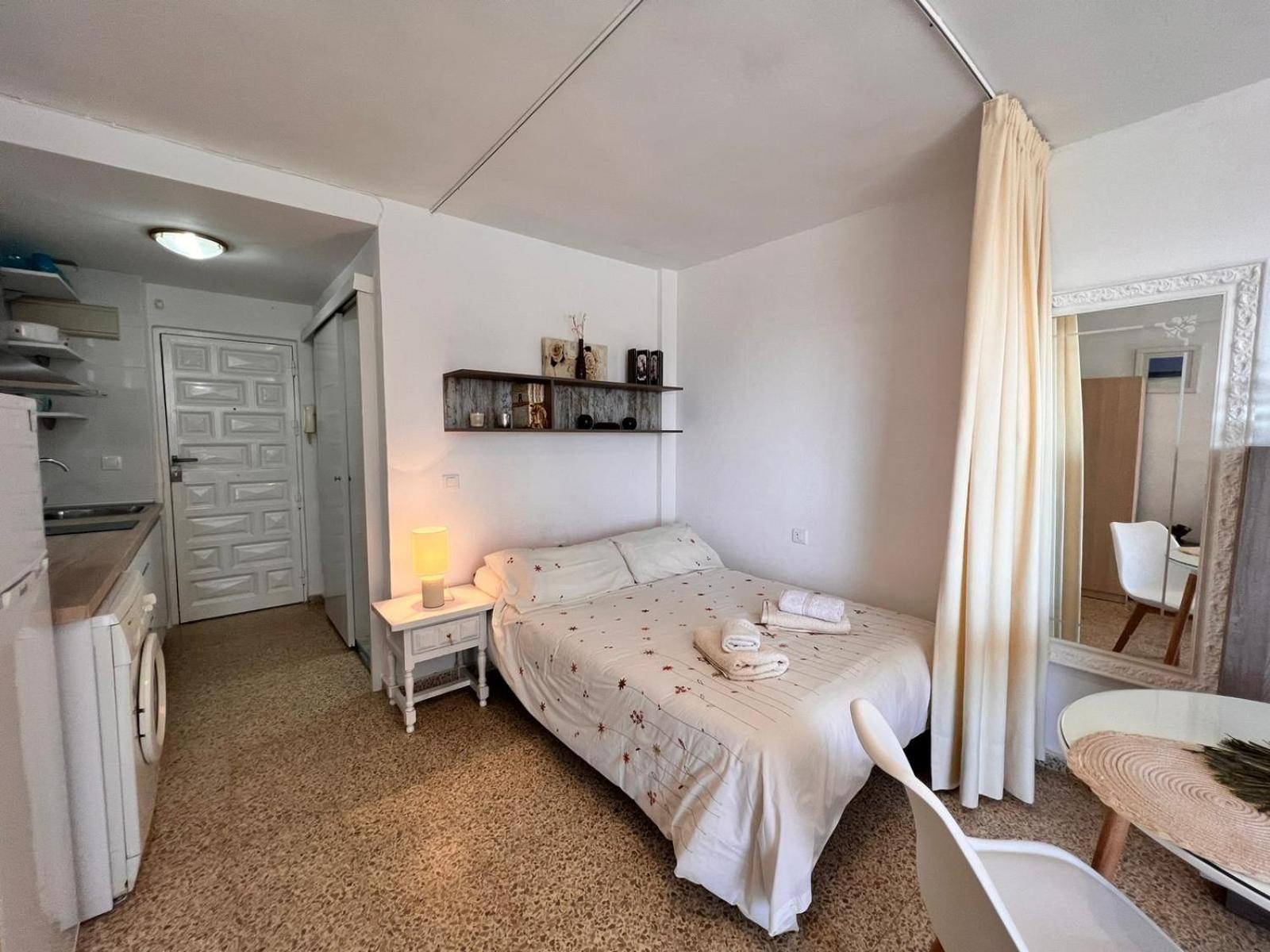 Estudio El Faro Málaga Extérieur photo